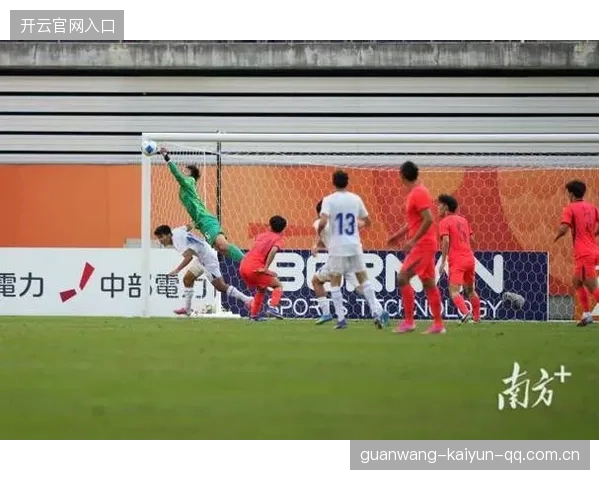 中国男足亚运队再登领奖台：传承梦想，激励后辈